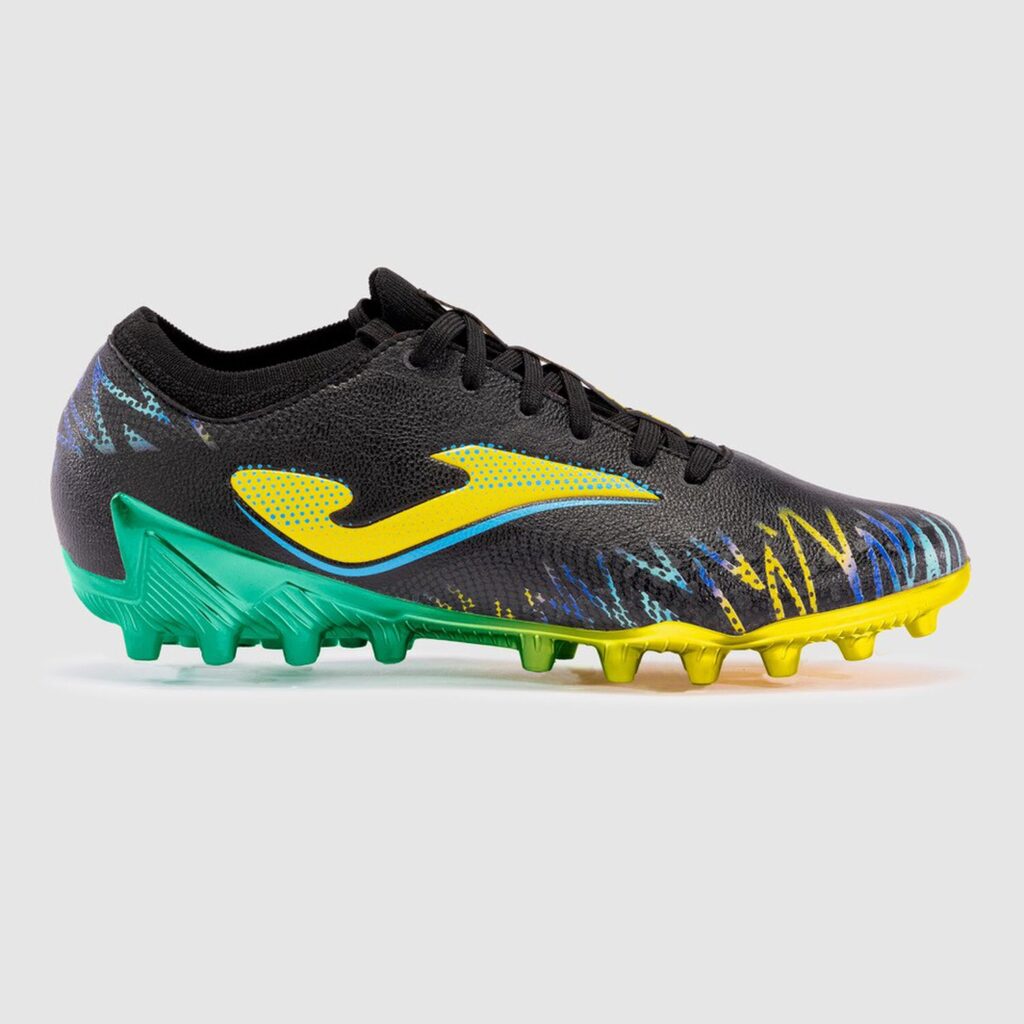 Joma Striker Black – artificial grass football shoes product photo - Delivery: UAE, KSA, Qatar, Kuwait, Bahrain, Oman